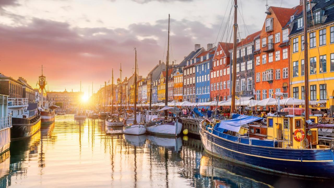 Stylish 4 Bedroom In Cph *